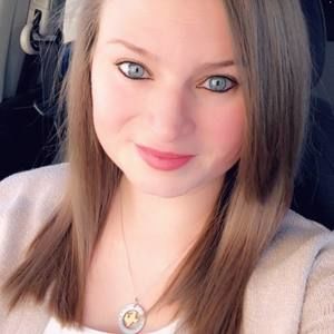 Meet your Posher, Rebecca